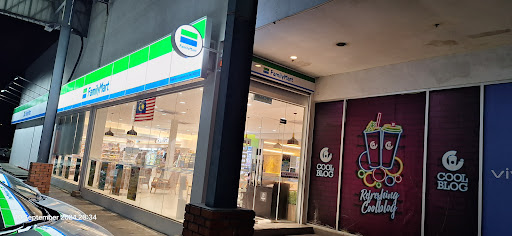 FamilyMart C-Mart Jitra FamilyMart C-Mart Jitra