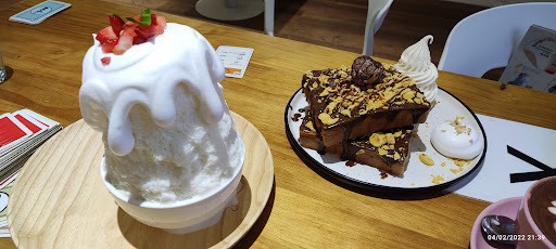 Yoohoo Dessert Café Yoohoo Dessert Café