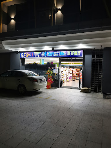 44 Superstore 44 Superstore