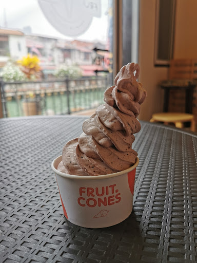 Fruit.Cones