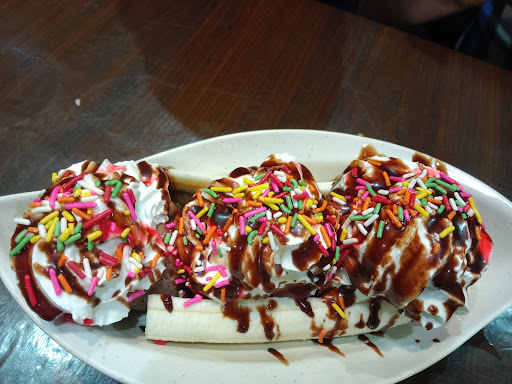 Al Jamal Restaurant • Nilai • مطعم الجمل Al Jamal Restaurant • Nilai • مطعم الجمل