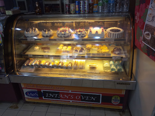 Intan's Oven Bakery & Cafe