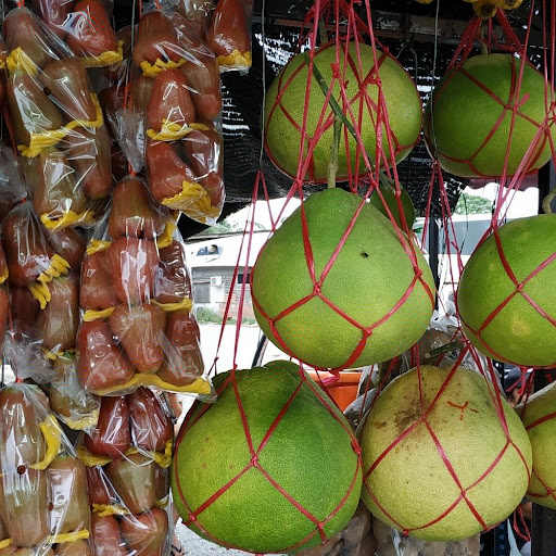 Gerai Buah- Buahan Kuala Bikam