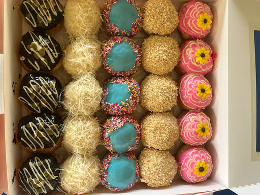 Luna Desserts