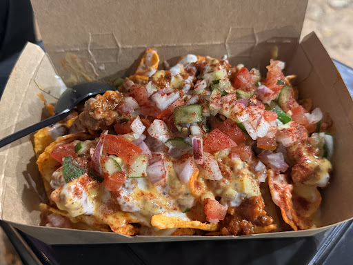 Nachos & ice cream goreng (Trio Kitchen) Nachos & ice cream goreng (Trio Kitchen)