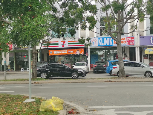 7 Eleven / Store 2112 / Taman Seri Jaromas, Jenjarom 7 Eleven / Store 2112 / Taman Seri Jaromas, Jenjarom