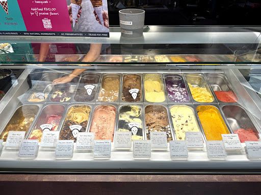 Crème De La Crème, CDLC - USJ Taipan Crème De La Crème, CDLC - USJ Taipan