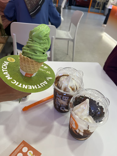 Bingxue Seksyen 7 Shah Alam (Buka Sampai 12am)